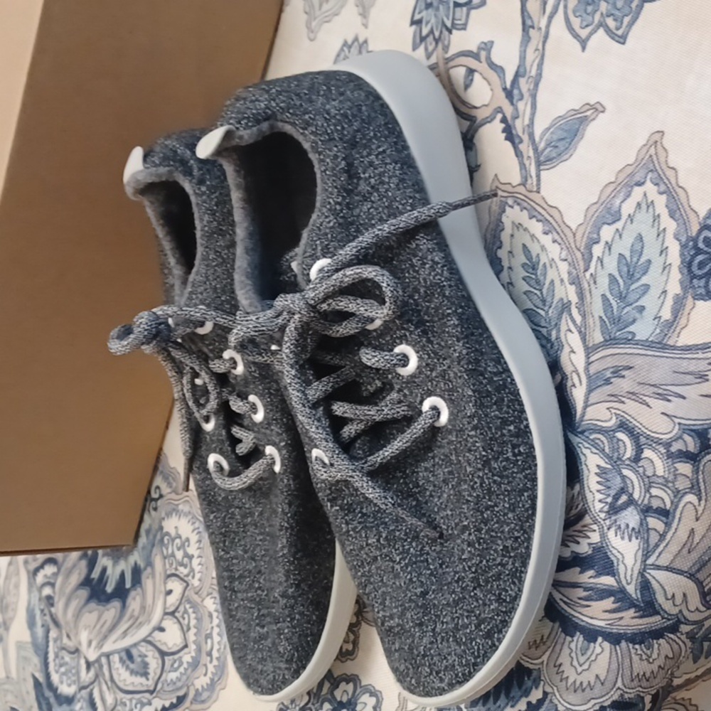 New Allbirds Womens Dark Gray Knit Washable Sneakers SZ 10 - Picture 5 of 11